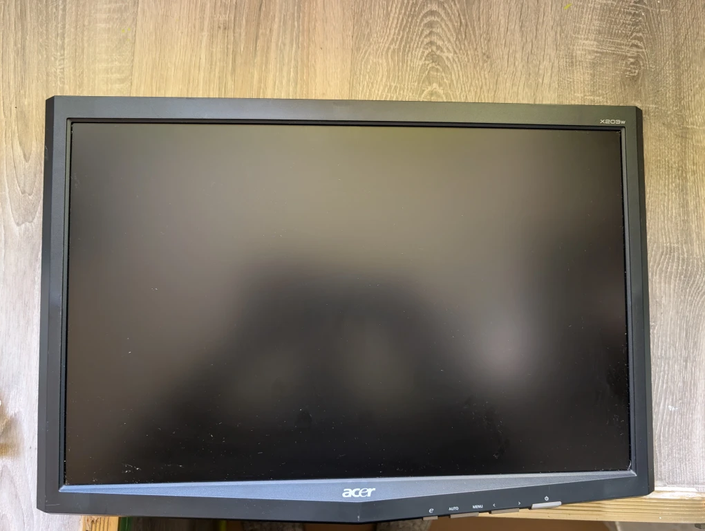 Acer X203H LCD Monitor - photo 2