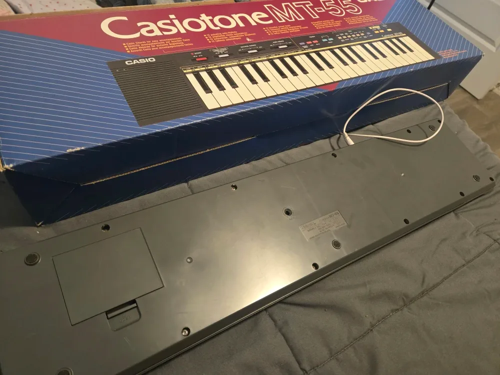 Casiotone MT-55 Keyboard with Box