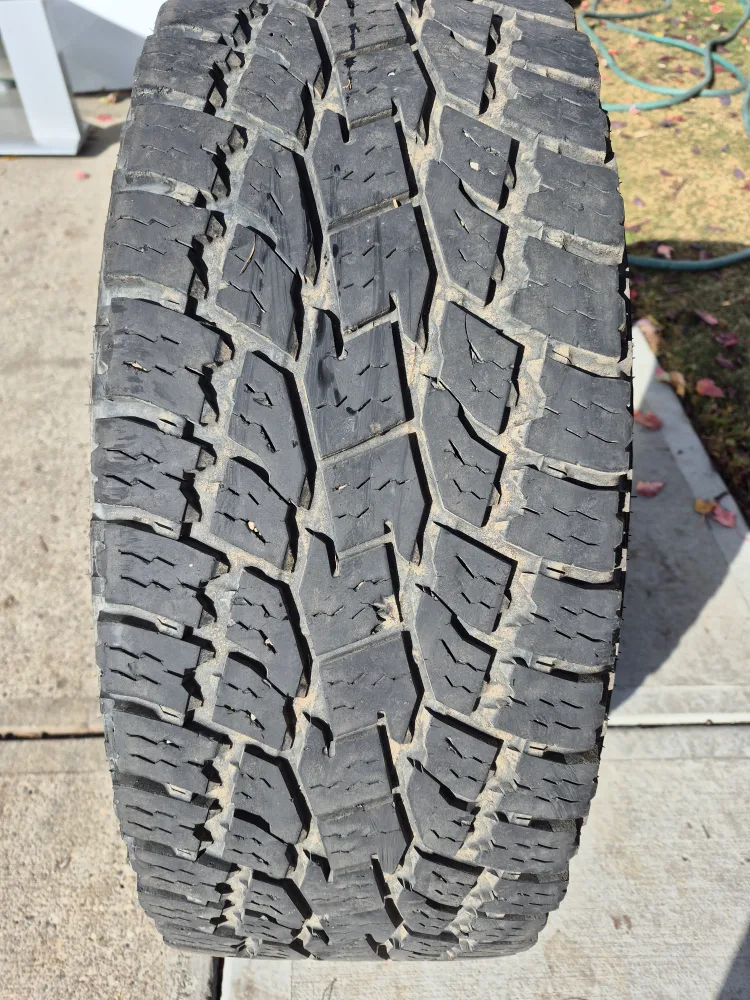 Toyo Open Country A/T3 285/55R20 one Tire thumbnail