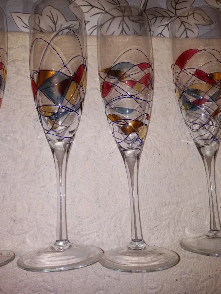 LUMINSCENCE 8 Champagne Glasses - Lead Free Crystal - New! image indicator(3)