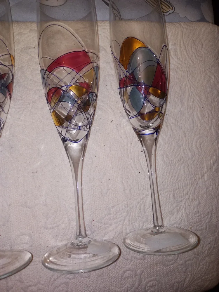 LUMINSCENCE 8 Champagne Glasses - Lead Free Crystal - New! image indicator(5)