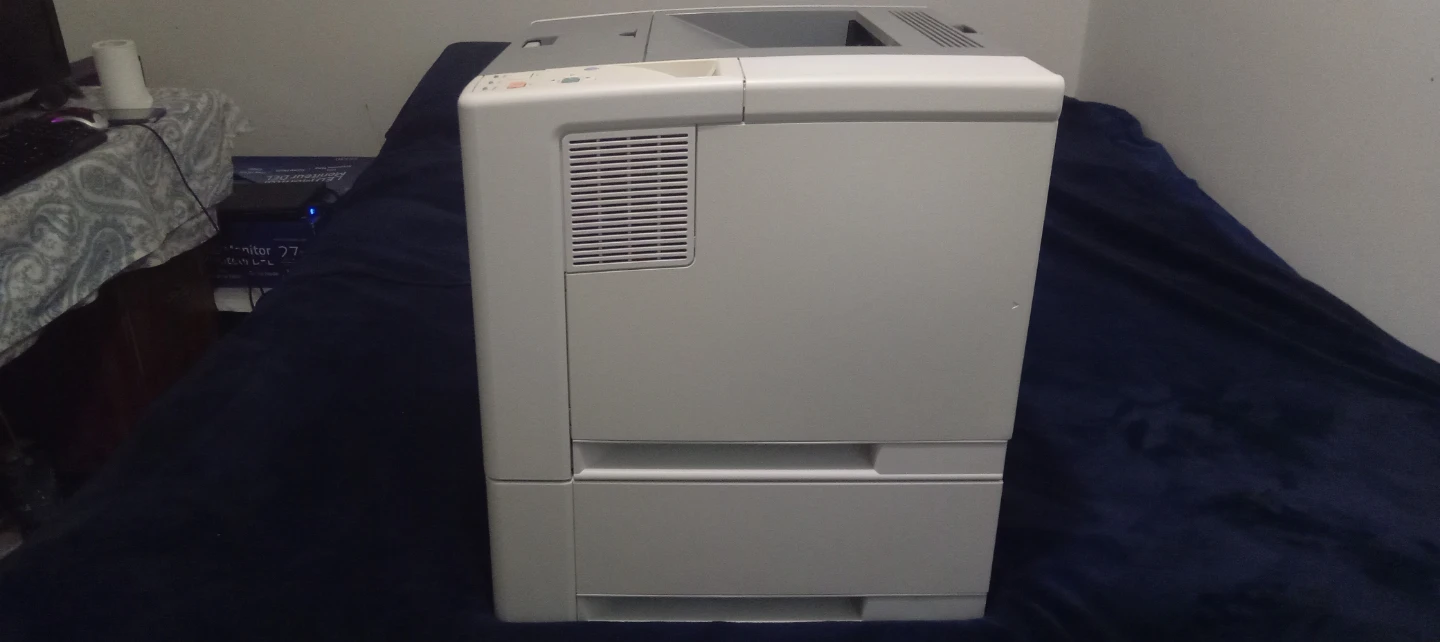 HP LaserJet 4700 Printer - photo 4