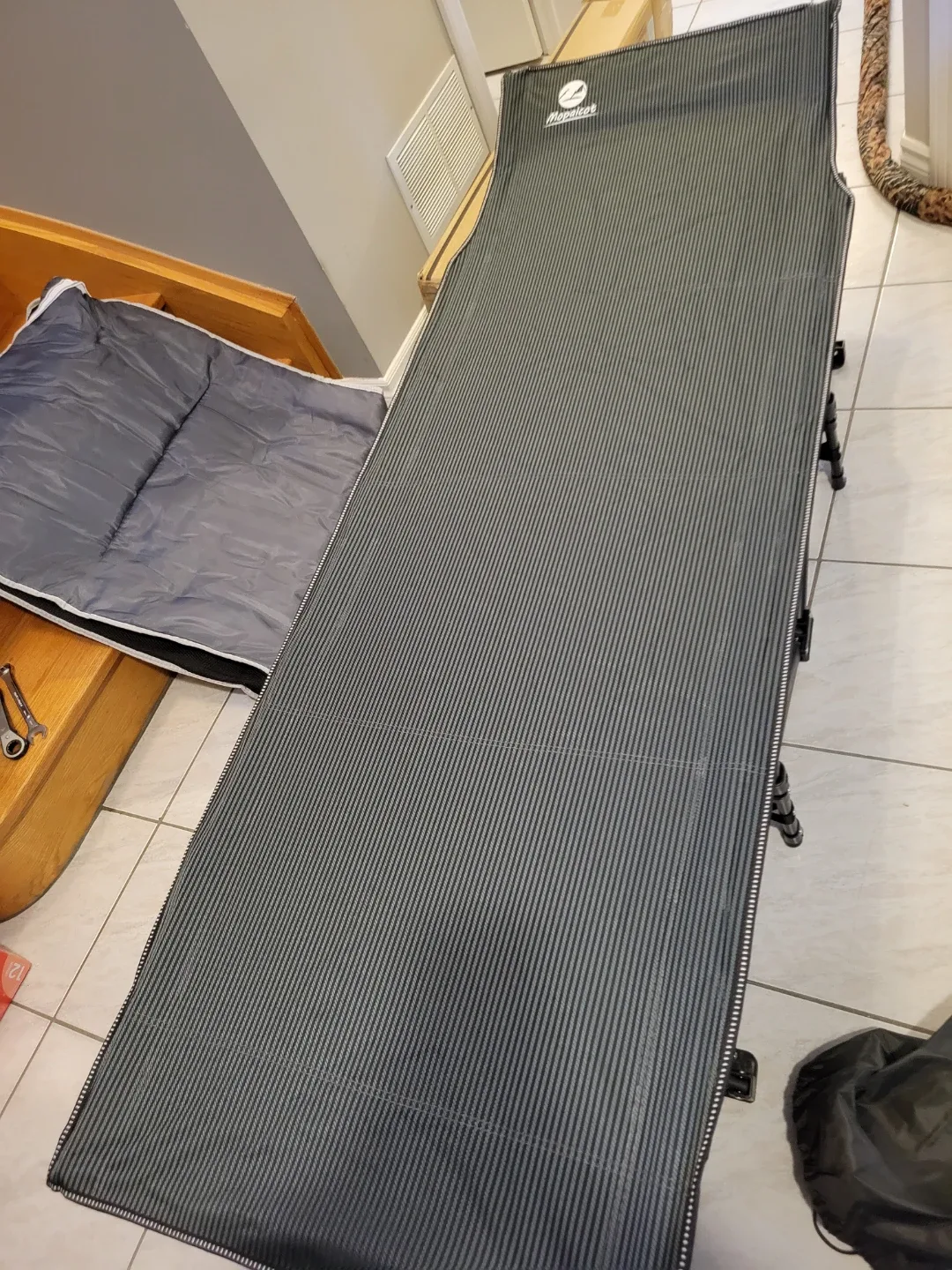 Folding Camping Cot brand new image indicator(6)