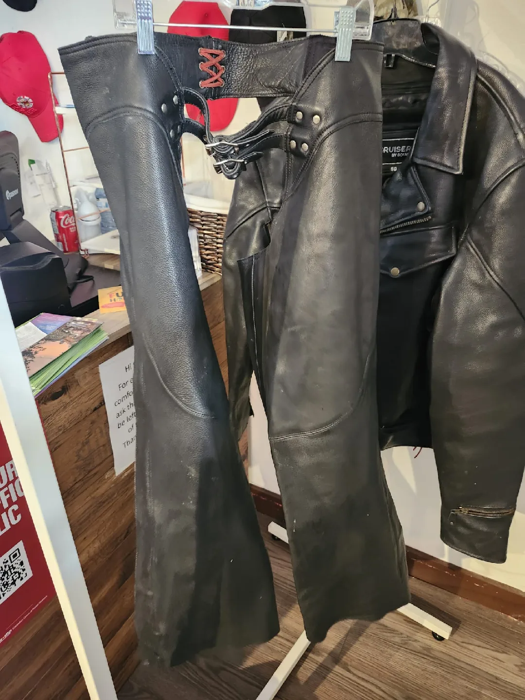 Cruiser By Sofari Jacket & Chaps image indicator(3)