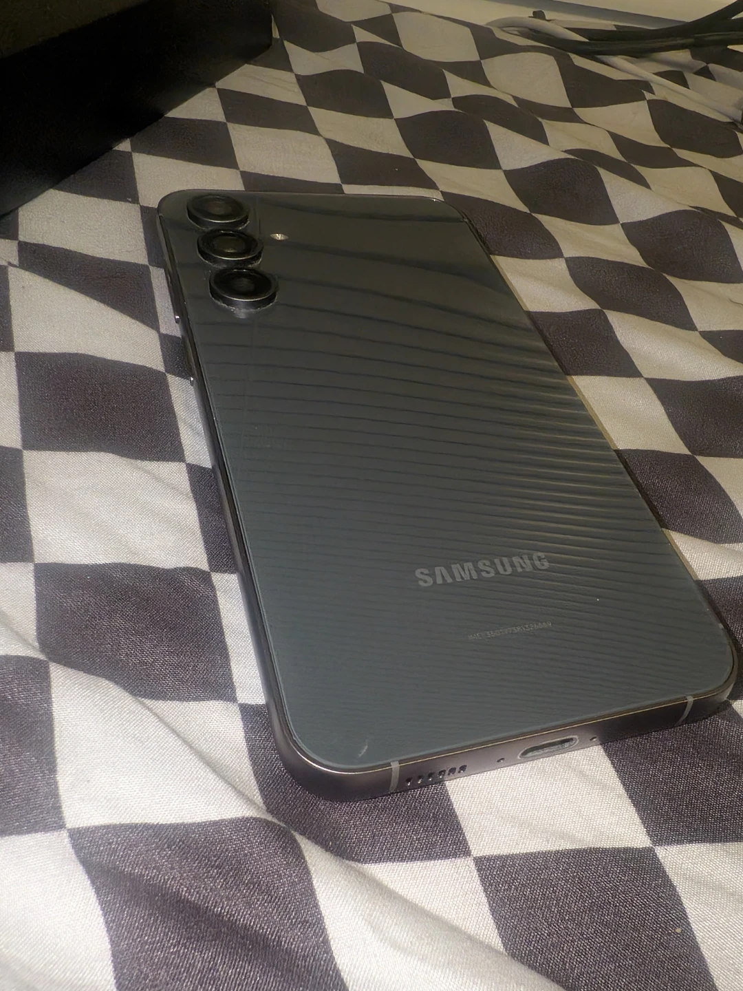 Samsung Galaxy S23 FE - photo 4