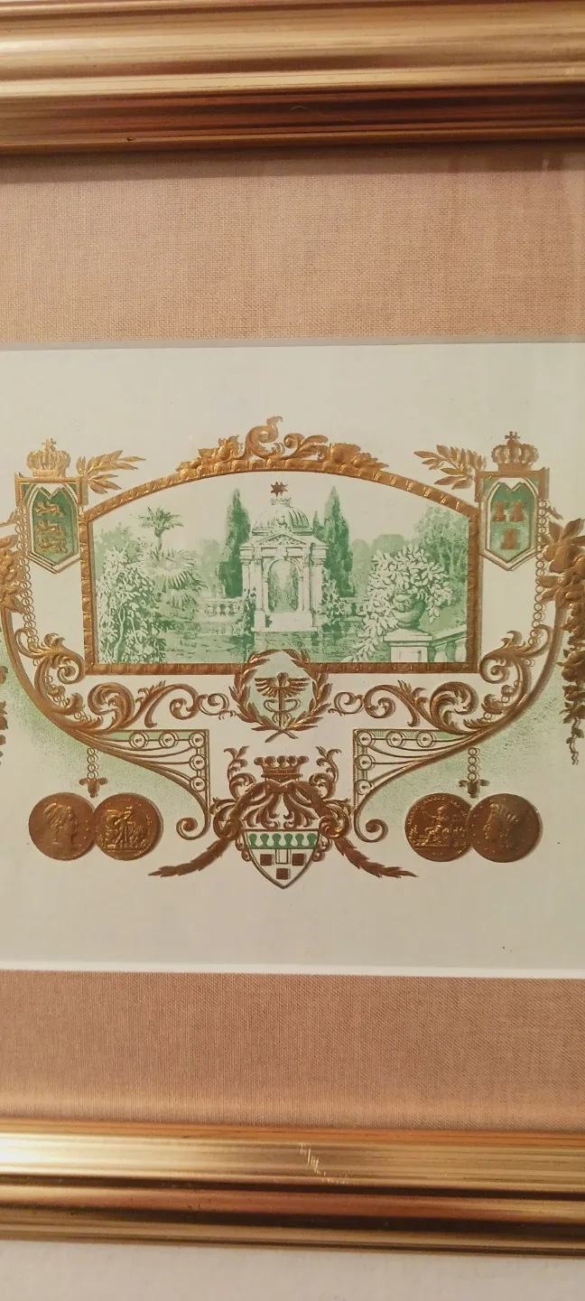 Beautiful Vintage Framed Wall Decor thumbnail