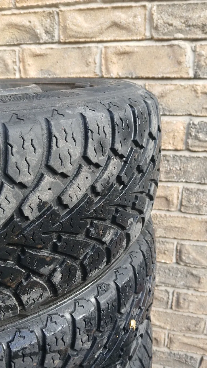 Set of Rotalla M+S 205/55R16 Tires image indicator(4)