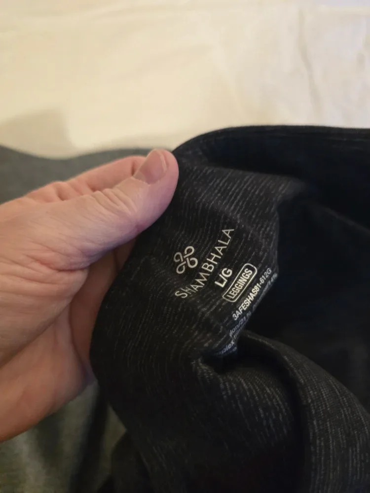 Shambhala & Outdoor Supply Co. Leggings - Size Large image indicator(3)