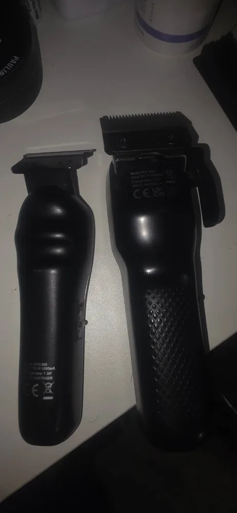 Hatteker Hair Clippers Set - Like New image indicator(3)