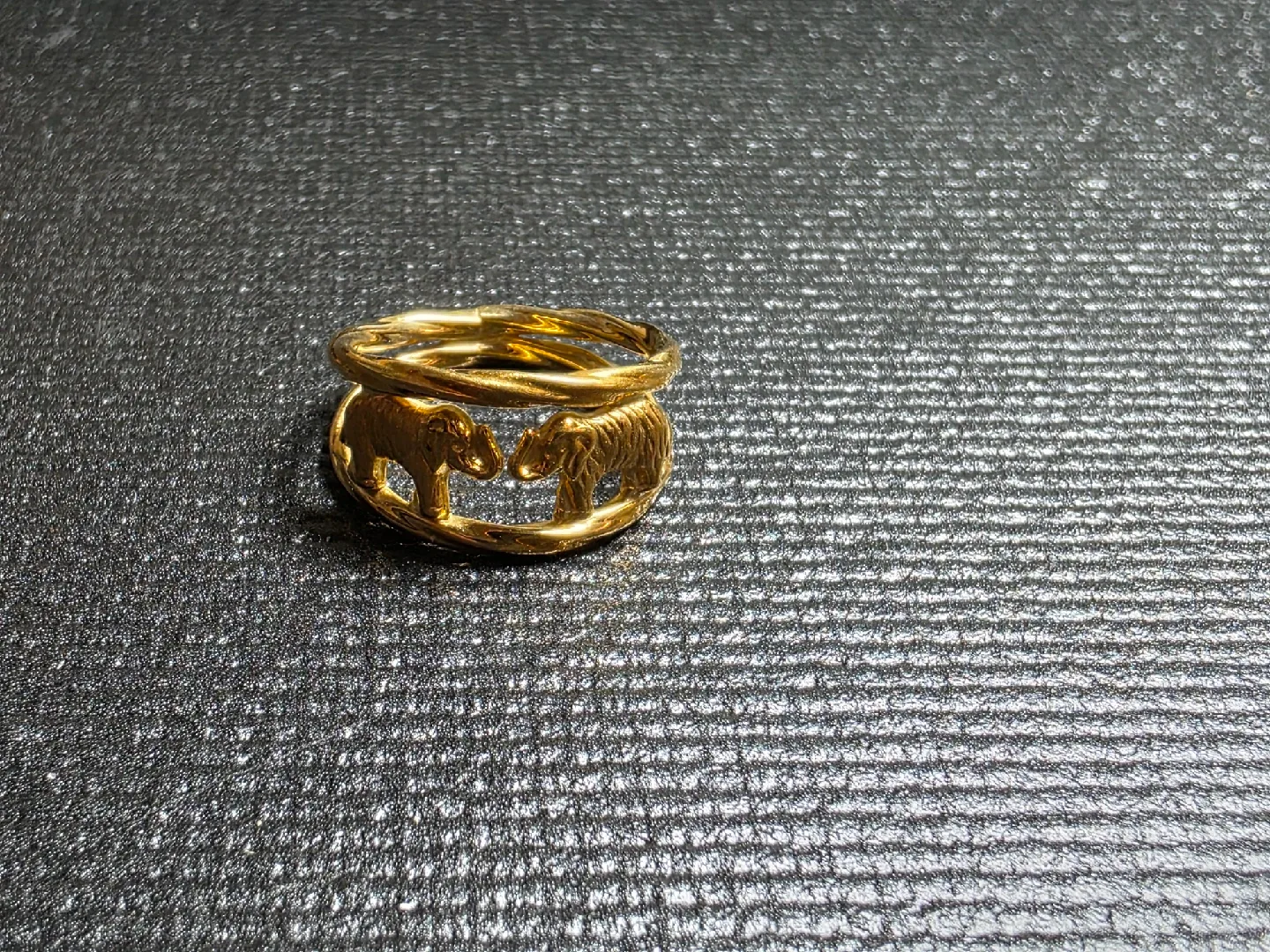 18k Gold Elephant Ring