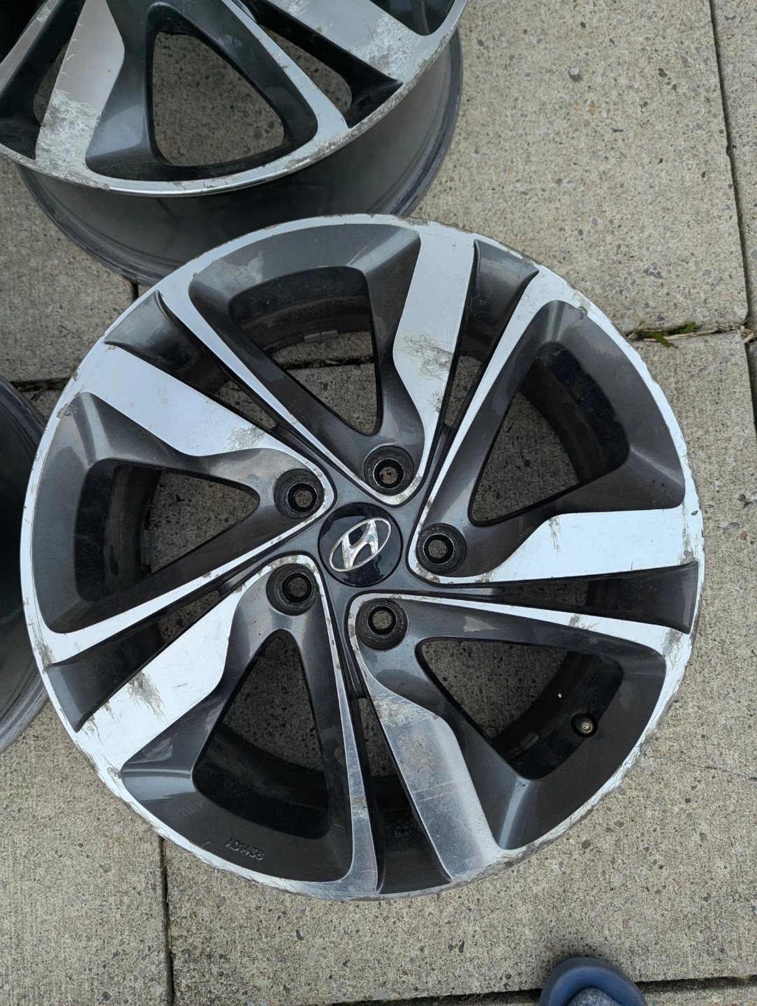 OEM HYUNDAI RIMS 17x7 – 5x114.5 - photo 3