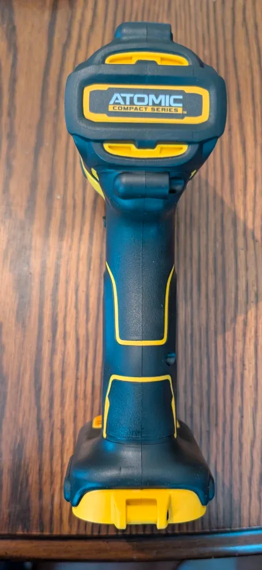 DeWalt 20V Brushless Atomic Compact Impact Driver image indicator(2)