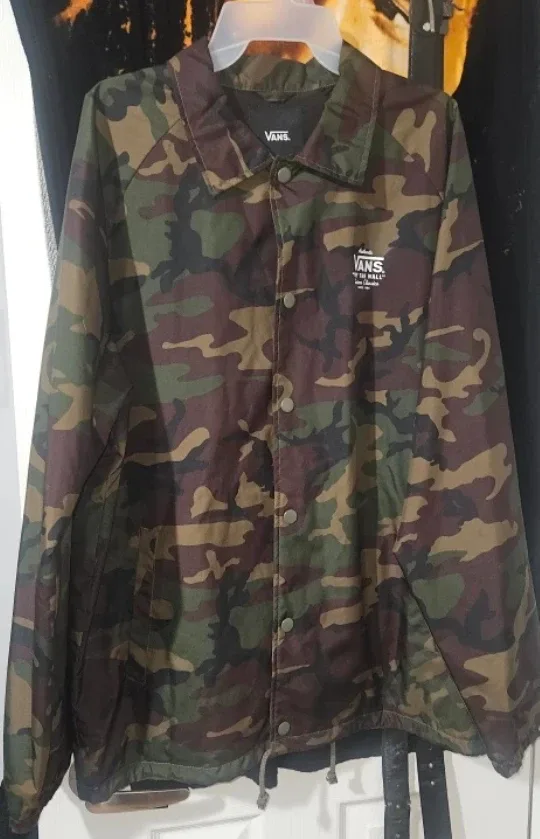 Vans Camo Jacket - Size XL