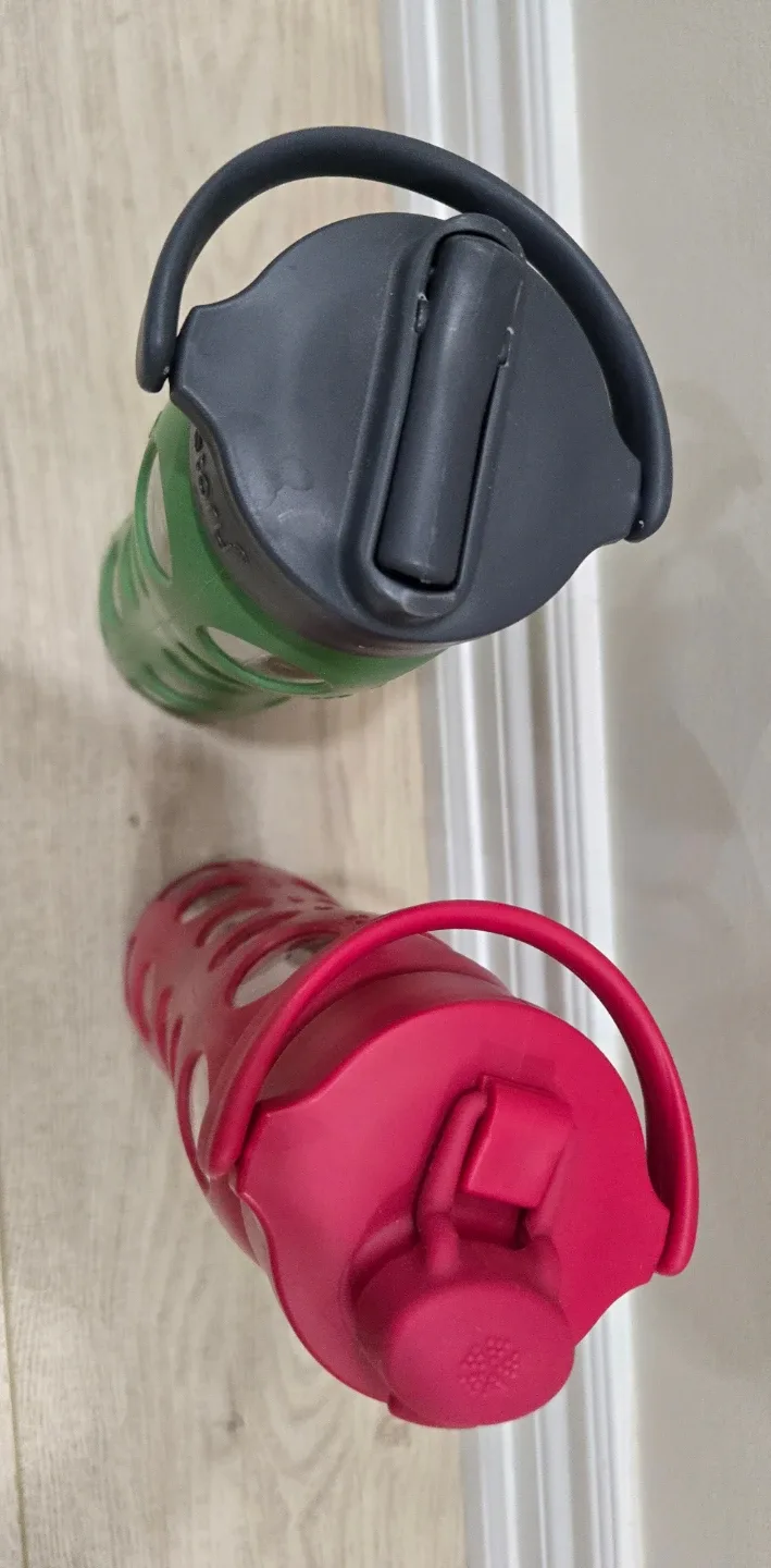 Life Factory water bottles - 2 image indicator(3)