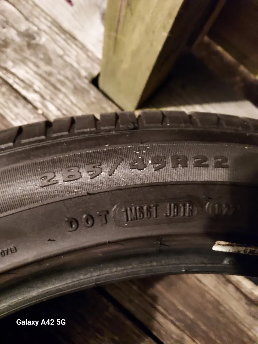 285/45R22 Goodyear Eagle Touring Tire image indicator(3)