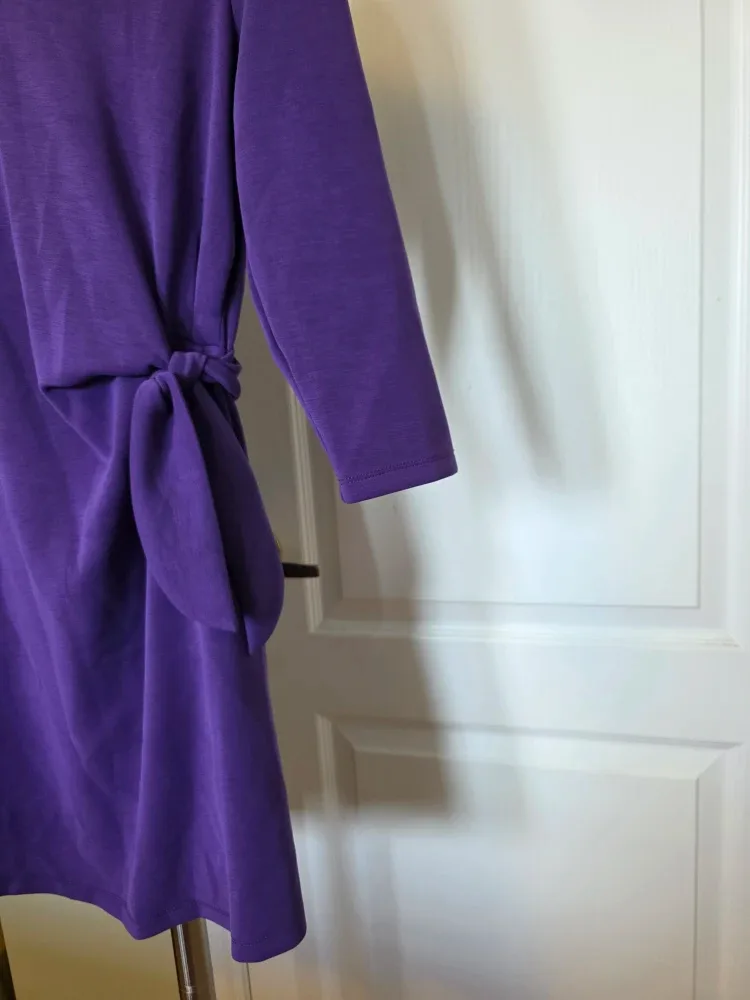 3/4 Sleeve Sporty Mini Dress image indicator(2)