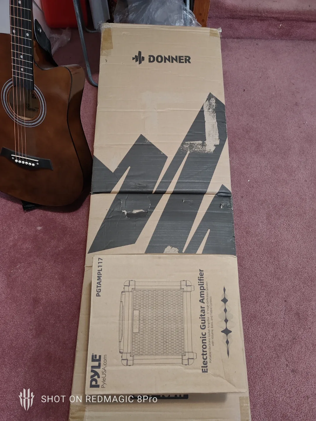 Donner DST-152W 39" Electric Guitar  - White. Pyle amplifier image indicator(2)