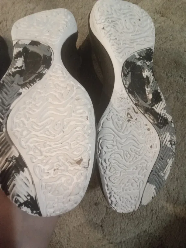 Under Armour Assert 9 Basketball Shoes image indicator(4)