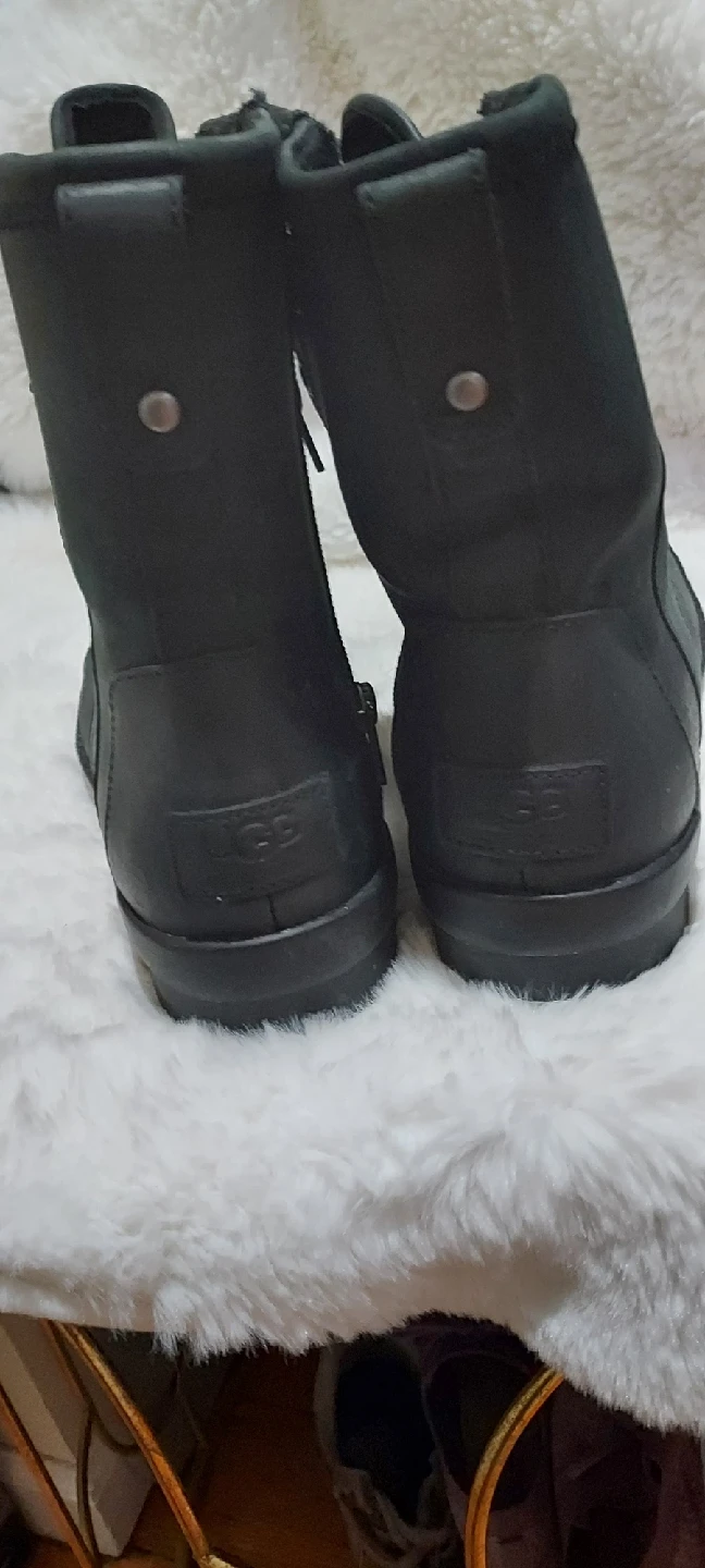 UGG Black Leather Boots - photo 2
