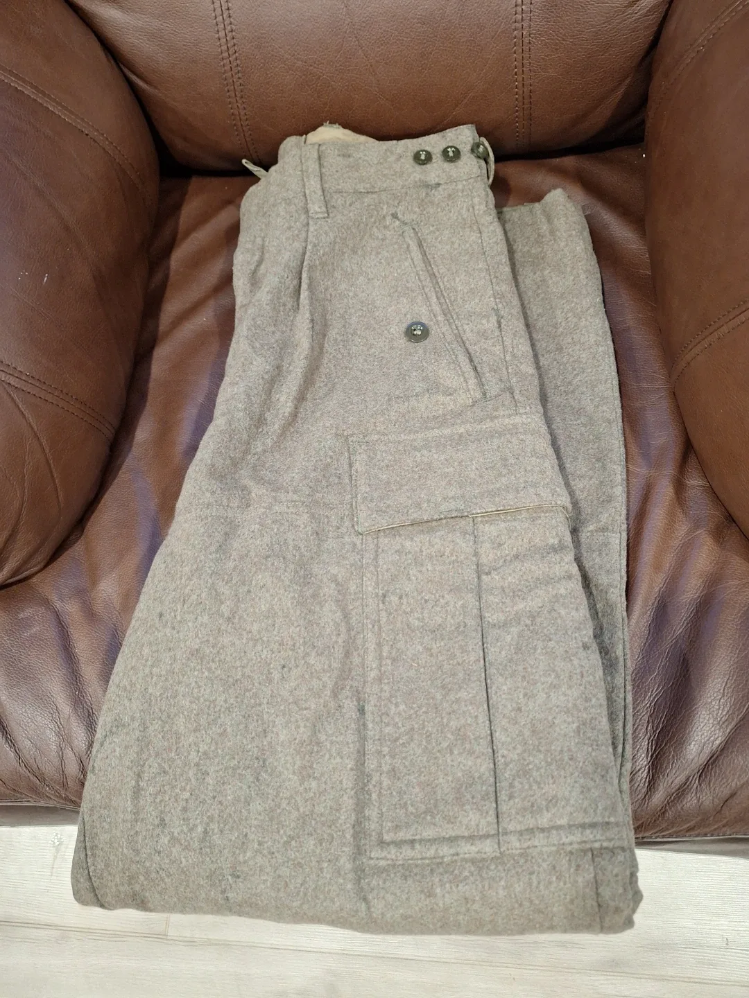 Olive Green Wool Cargo Pants image indicator(3)