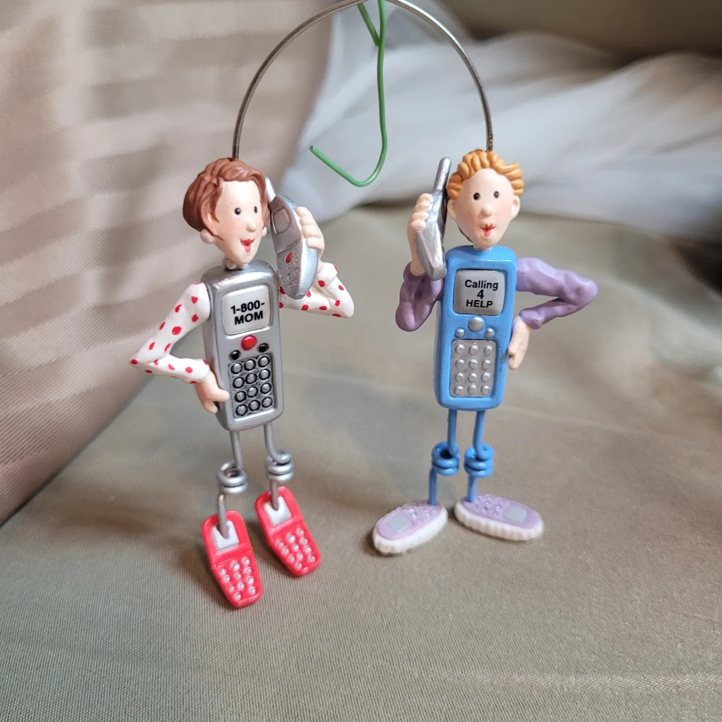 Hallmark Keepsake Collectible Ornament - The Mom-Daughter Line image indicator(2)