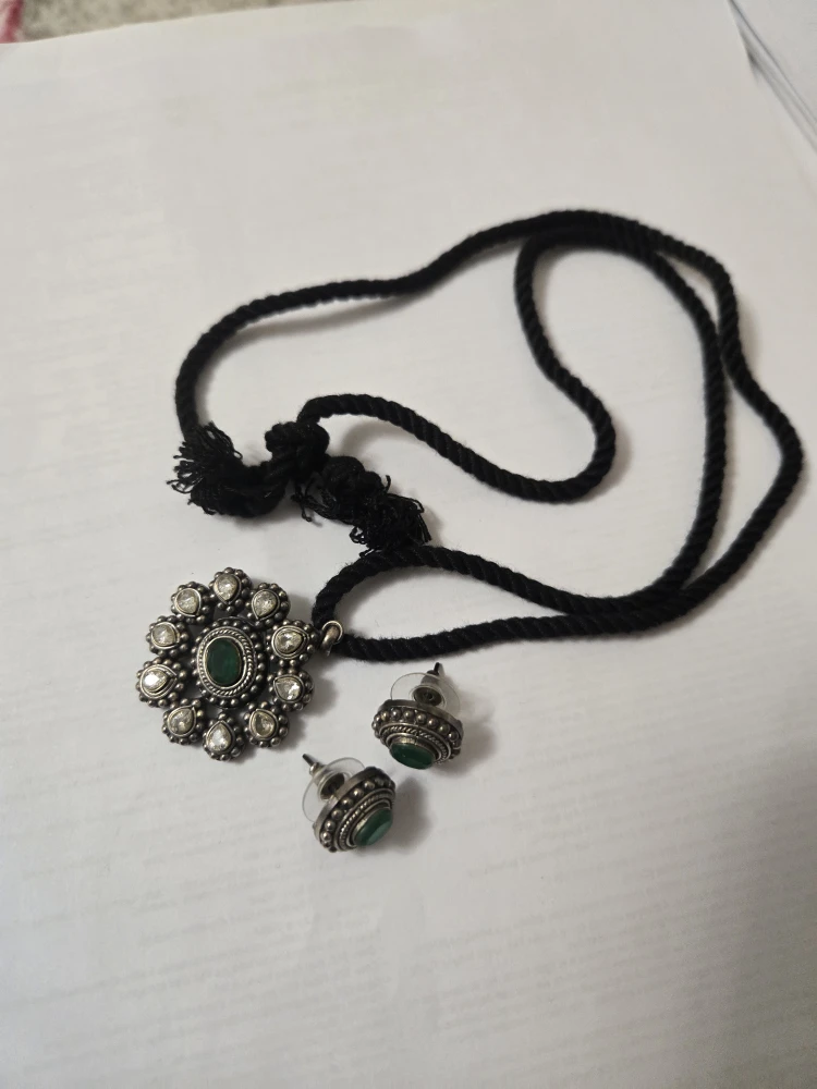 Necklace and Earring Set with Green Stone