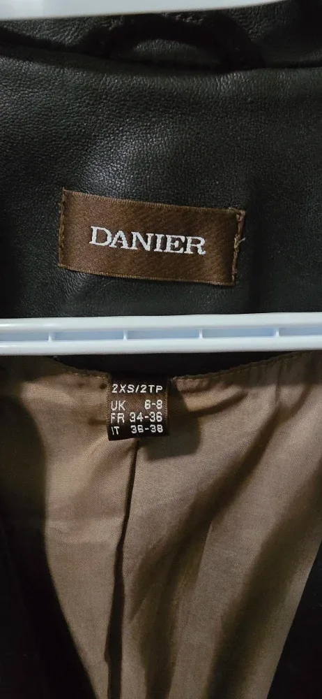 Danier Leather Jacket - Size 2XS image indicator(2)