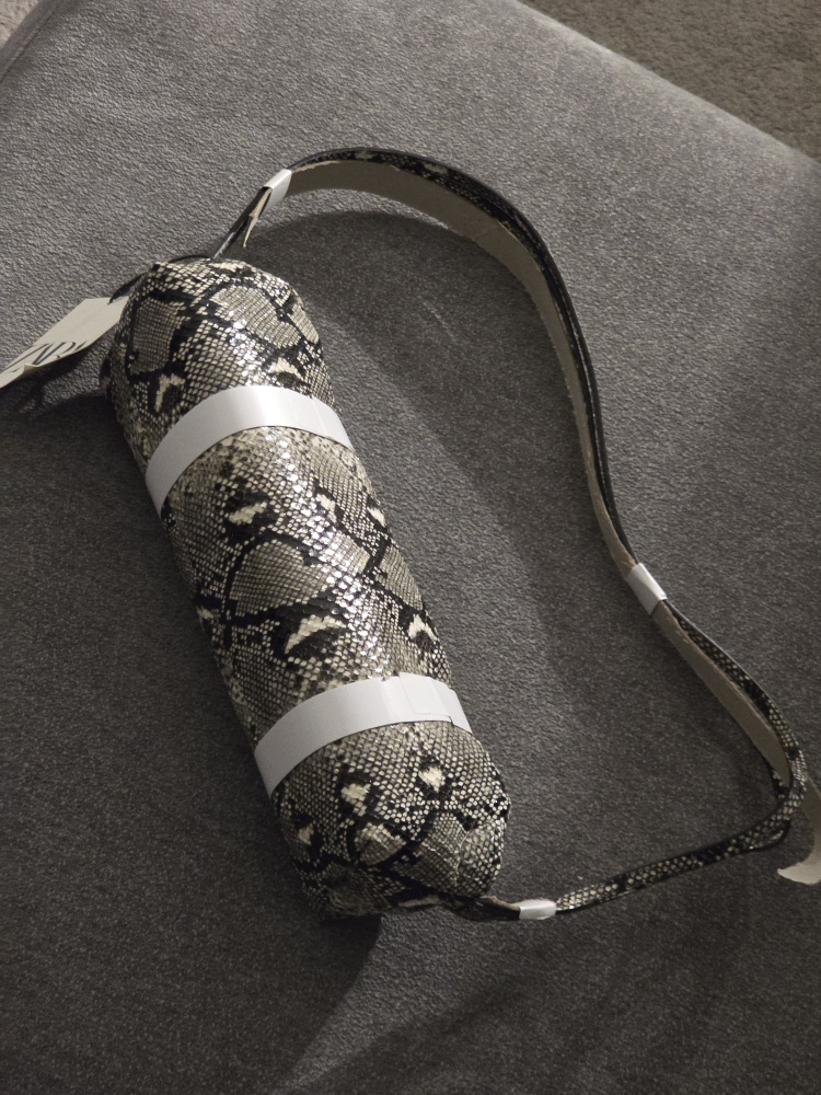 Zara Snakeskin Print Barrel Bag - photo 4