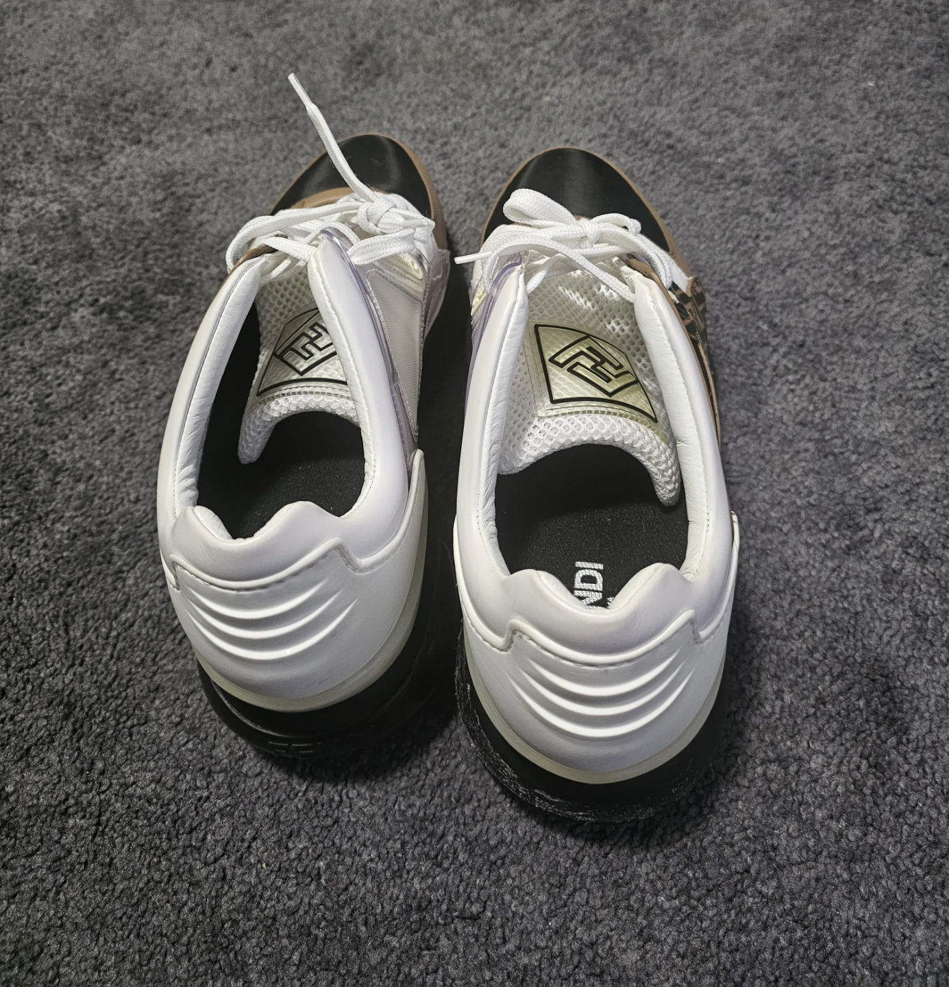 Fendi low cut 7E1217 seankers - photo 3