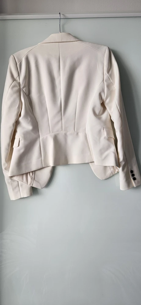H&M Cream Blazer - Size 8 - photo 5