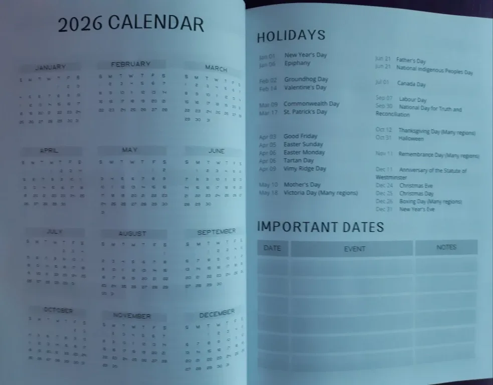 2026-2027 Monthly Planner - Floral Design image indicator(4)