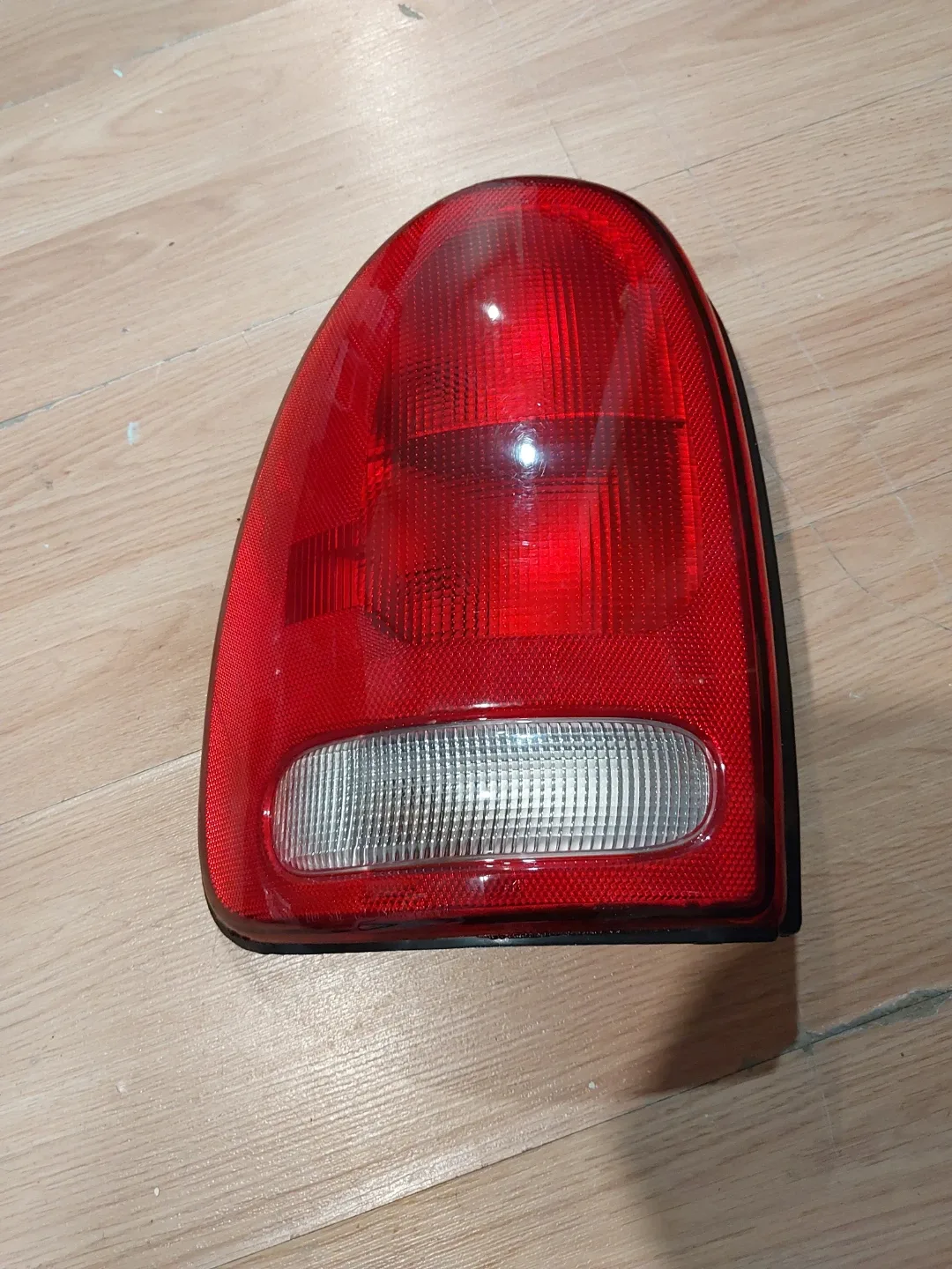 Red Taillight Assembly image indicator(3)
