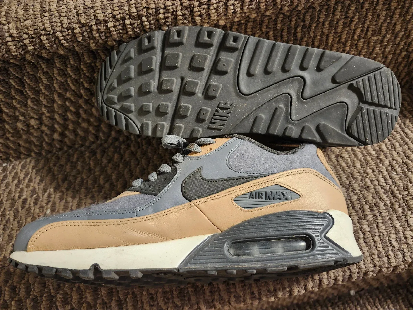 Nike Air Max 90 Sneakers image indicator(2)