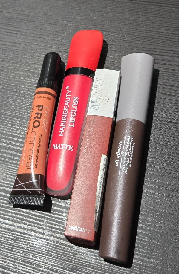 mixed bundle of makeup image indicator(2)