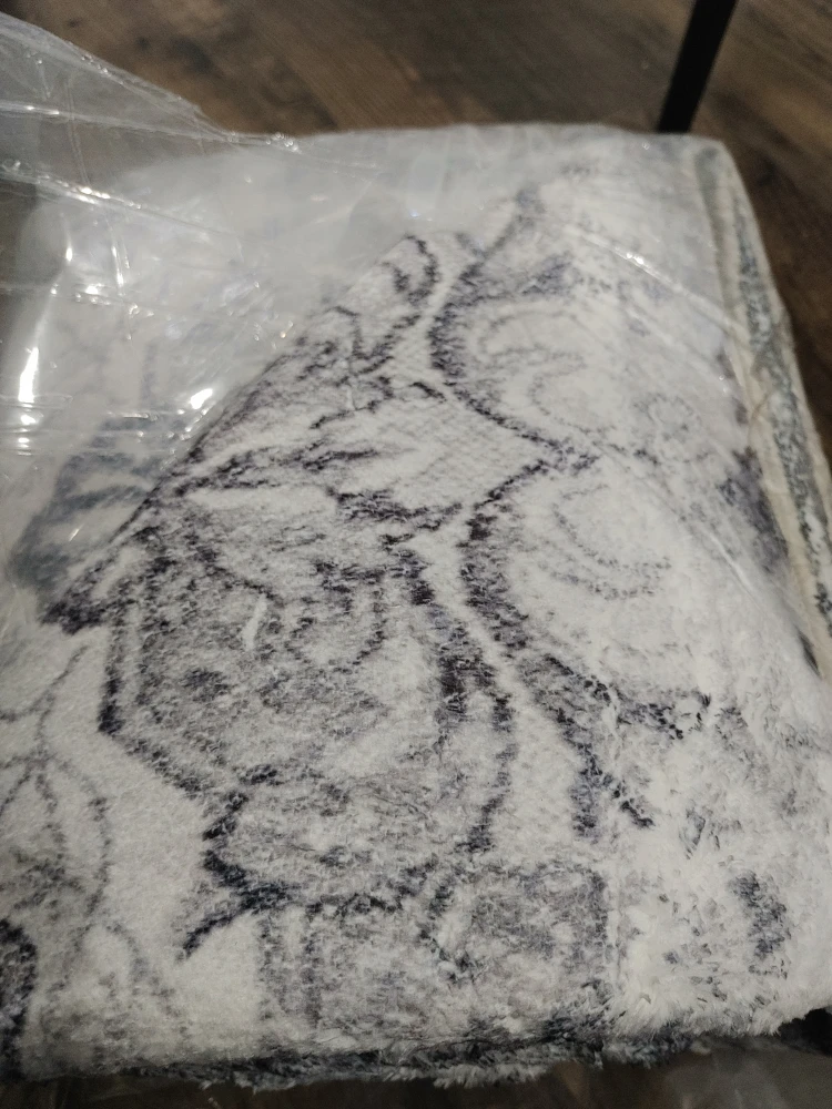 🧡BRAND NEW BLACK GRAY & WHITE ANTI-SKID RUG 5.3 FEET X 6.5 FEET - photo 3