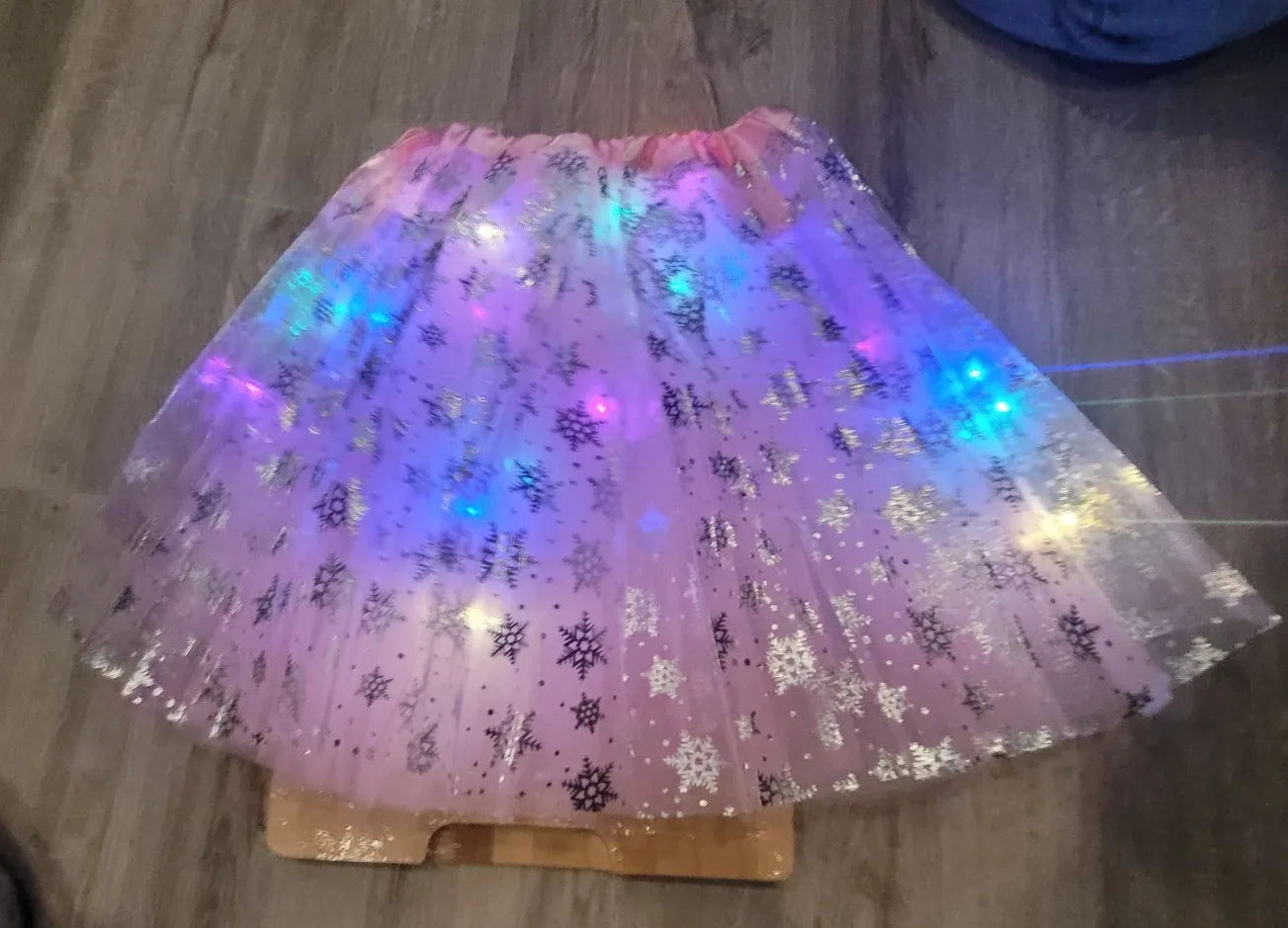 DRESBE  LED Skirt - Light Up Star Dance - New