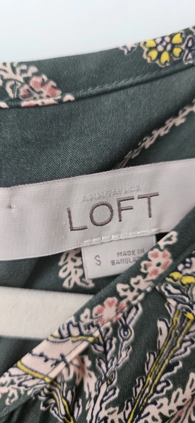 Ann Taylor Loft Top - FITS Medium (Size S)-Paisley Ruffle Sleeve - photo 5