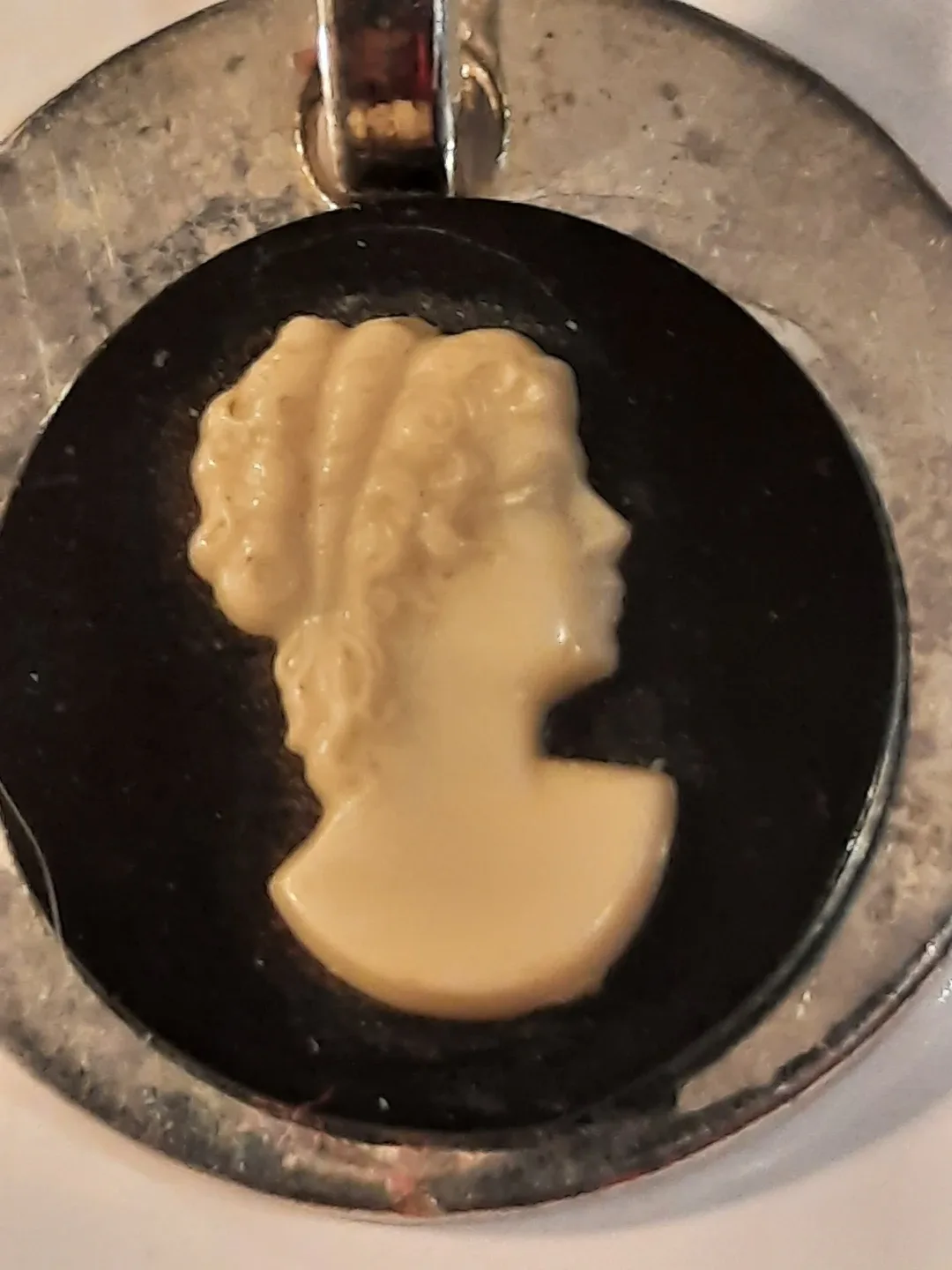 Vintage Cameo Pendants & Chain Lot image indicator(3)