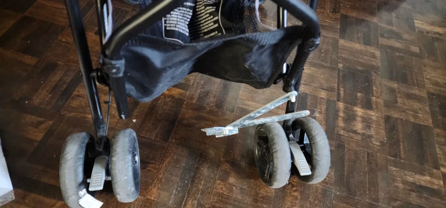 Summer Infant 3D Mini Stroller - Black image indicator(3)