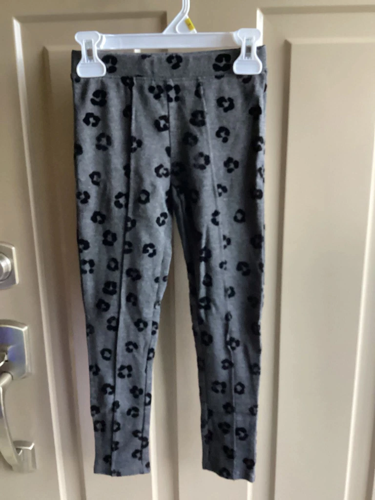 Girls sz 7/8 leggings, $4 each - photo 4