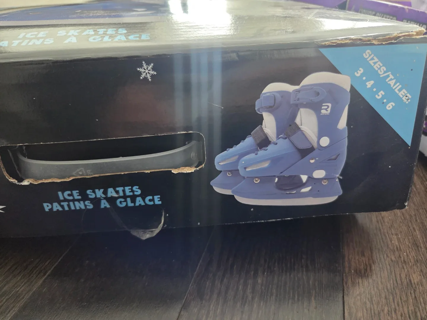 Ice skates 5 different sizes image indicator(5)