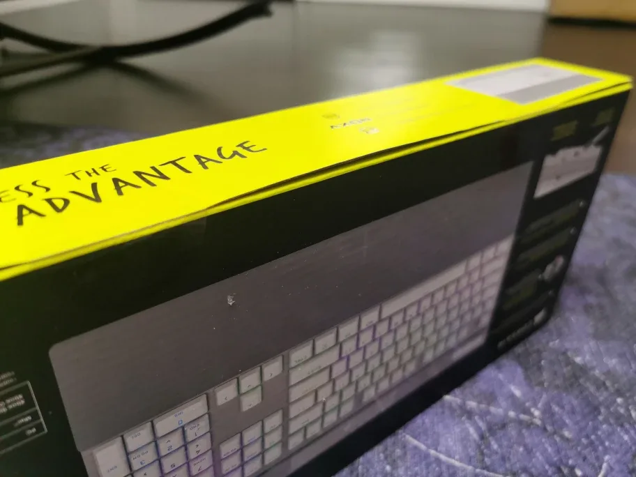 Corsair K70 PRO RGB Optical-Mechanical Gaming Keyboard - White image indicator(3)