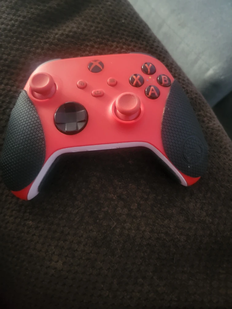 Red Xbox Controller