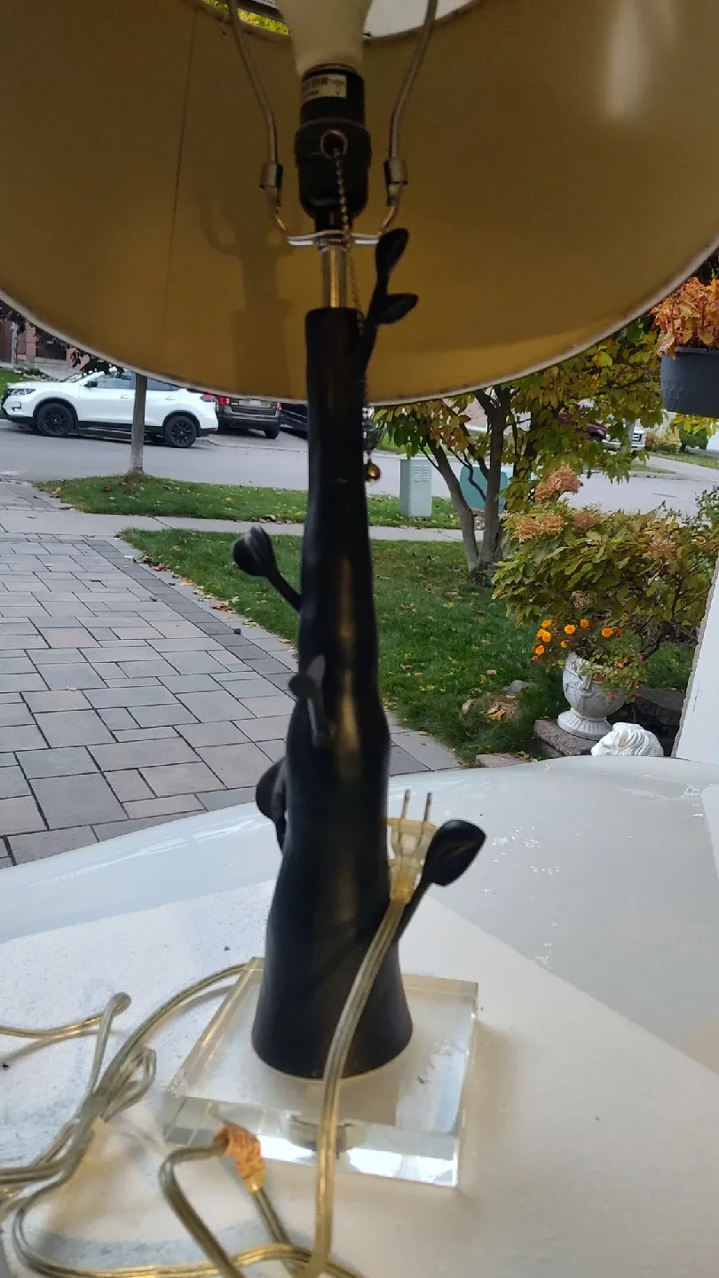 Elephant Table Lamp - Black image indicator(3)