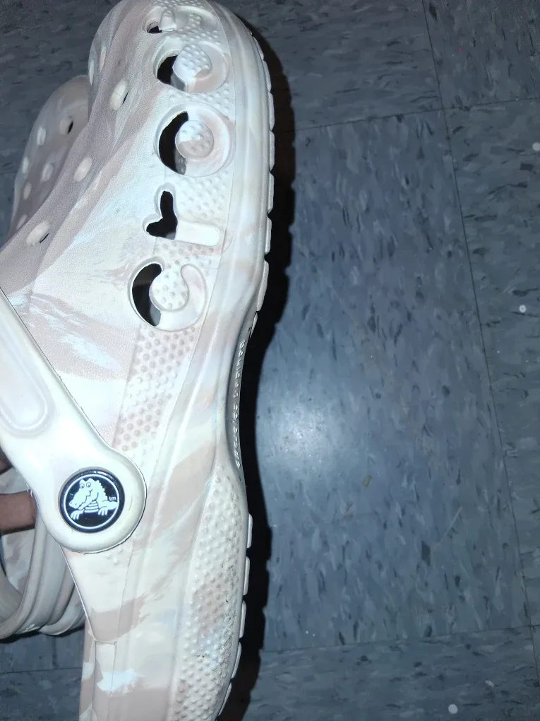 Crocs Classic Marbled Clog image indicator(3)