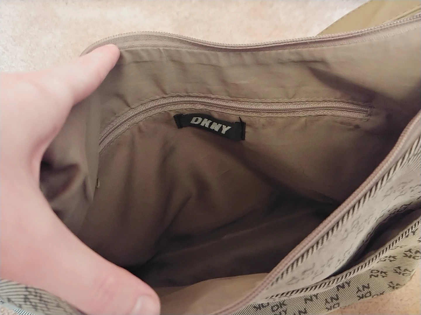 DKNY Shoulder Bag - photo 3