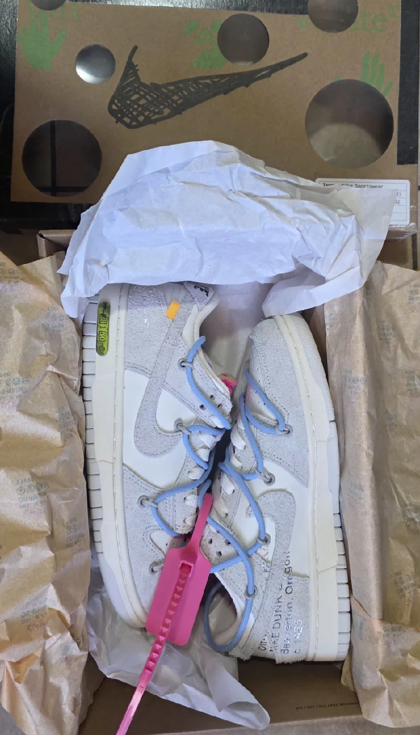 Nike Dunk Low Off-White  - Size 5 - photo 2