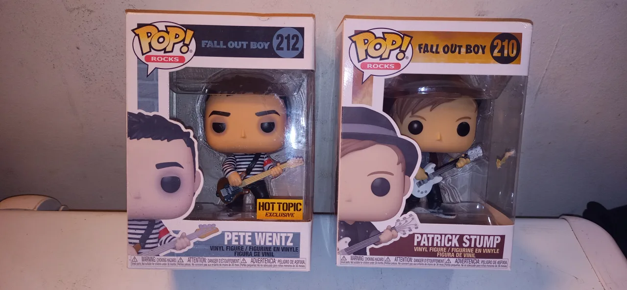 Pops Fall out Boy figures limited. thumbnail
