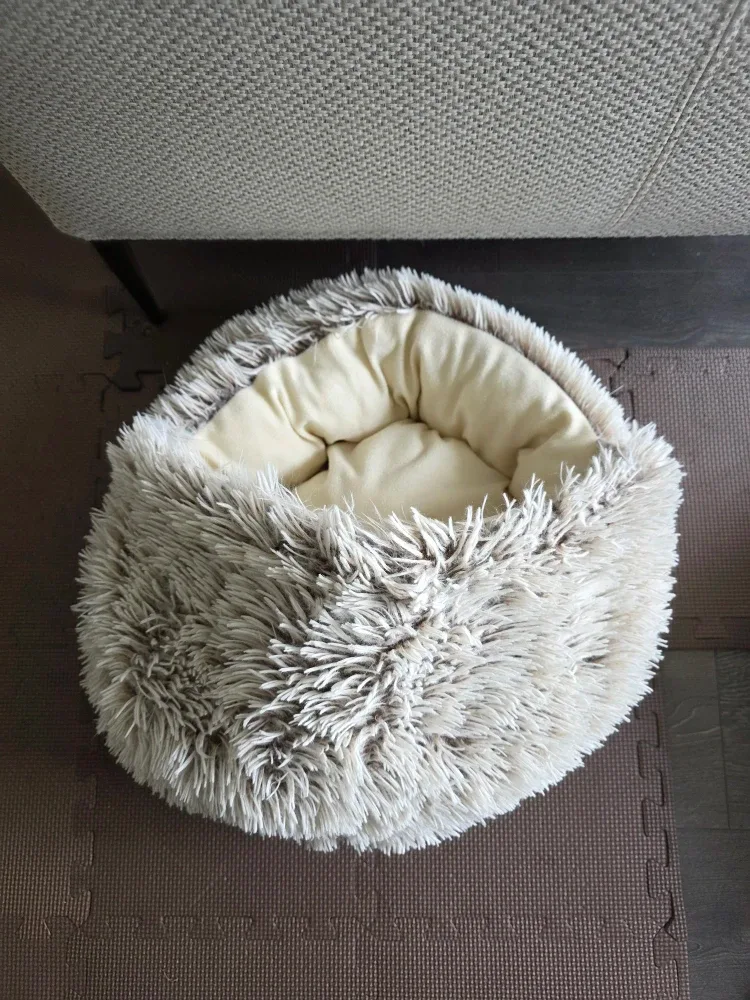 Fluffy Round Pet Bed - Cozy & Comfy image indicator(2)