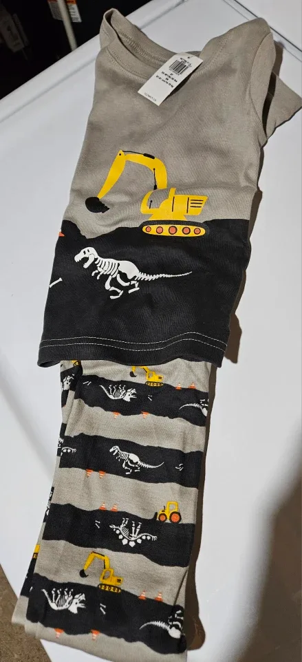Old Navy 2T Boys' Pajama Set - Excavator & Dinosaur